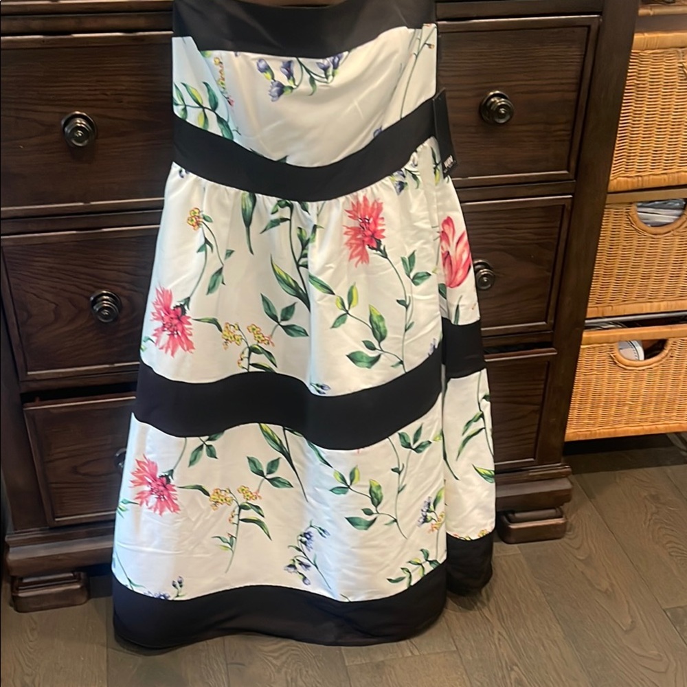 White House Black Market Cream Midi A-Line Skirt